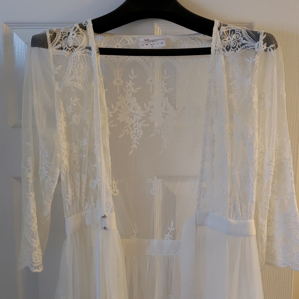 Lace duster